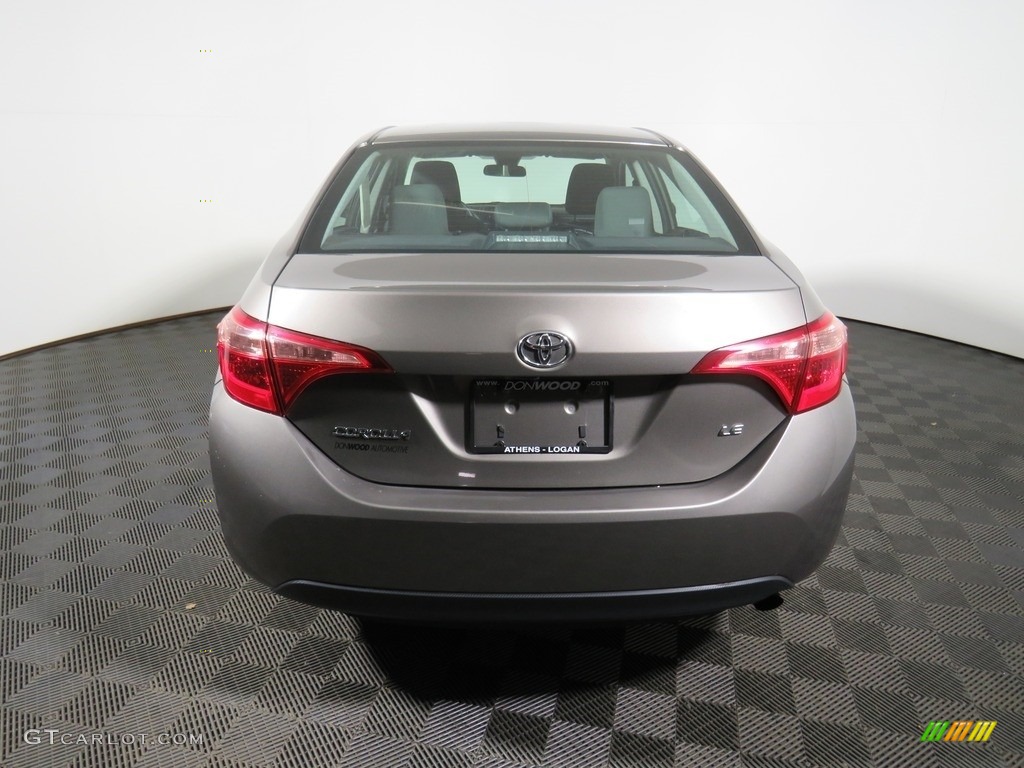 2017 Corolla LE - Falcon Gray Metallic / Black photo #15