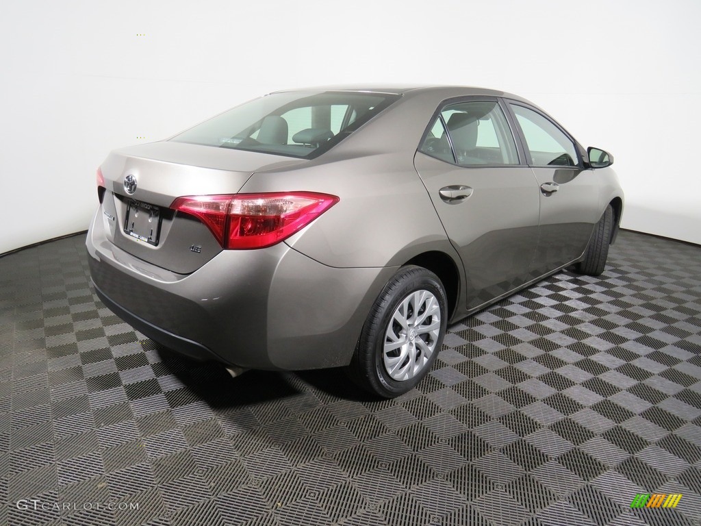 2017 Corolla LE - Falcon Gray Metallic / Black photo #19