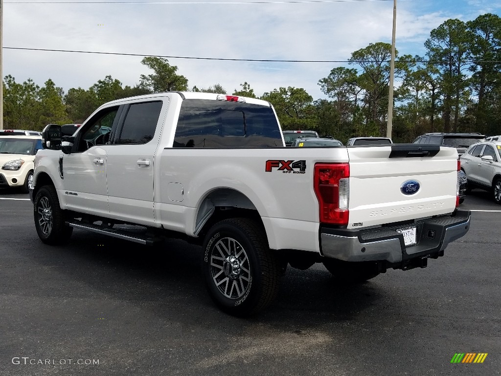 Oxford White 2019 Ford F250 Super Duty XLT Crew Cab 4x4 Exterior Photo #131679364