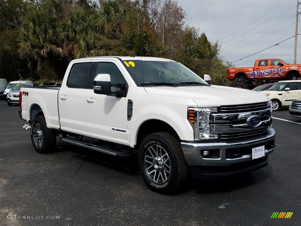Oxford White 2019 Ford F250 Super Duty XLT Crew Cab 4x4 Exterior Photo #131679469