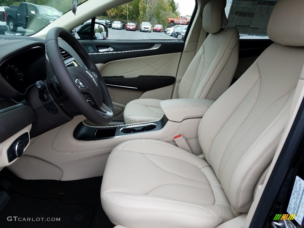 2019 Lincoln MKC Reserve Front Seat Photo #131680084