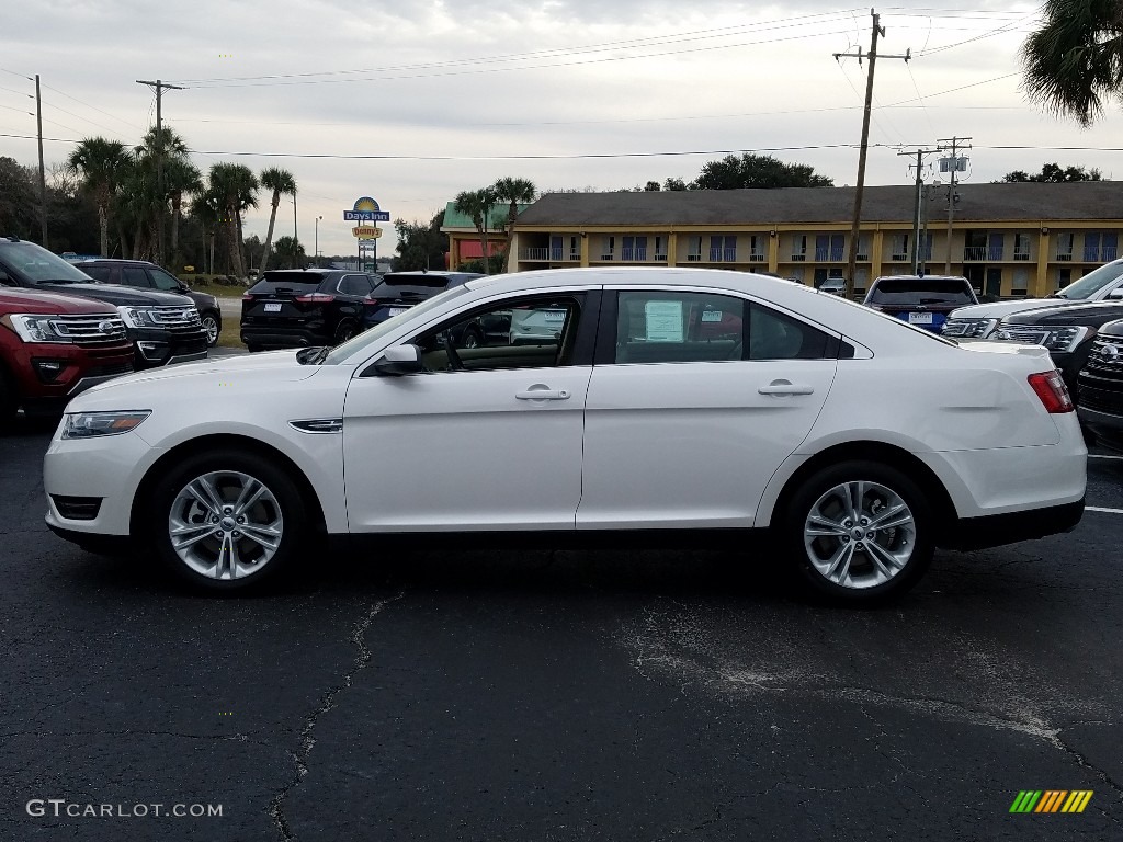 2019 Taurus SEL - White Platinum / Dune photo #2