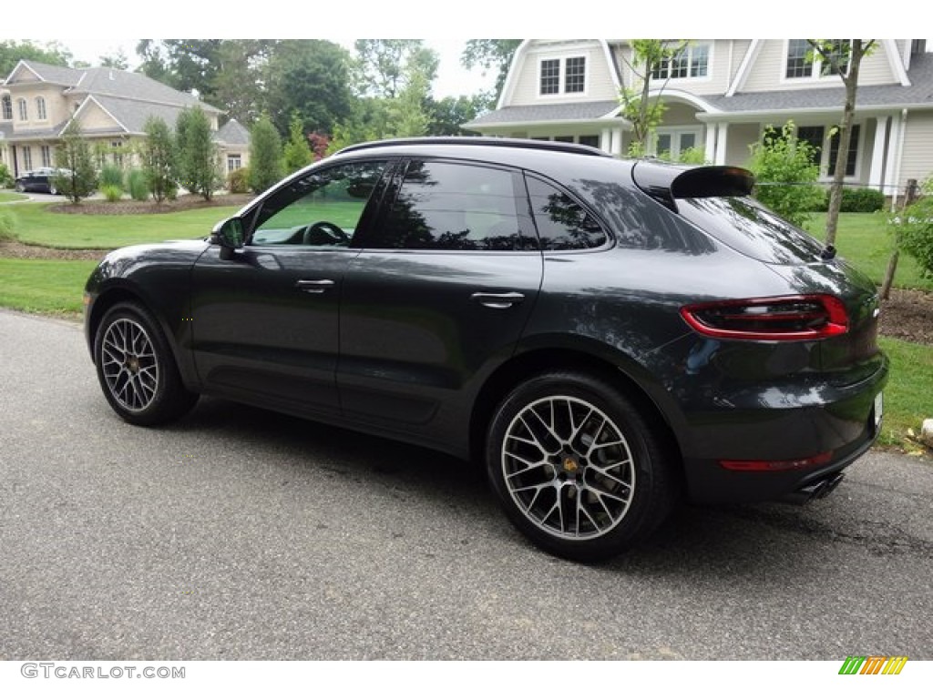 2018 Macan  - Volcano Grey Metallic / Black photo #6