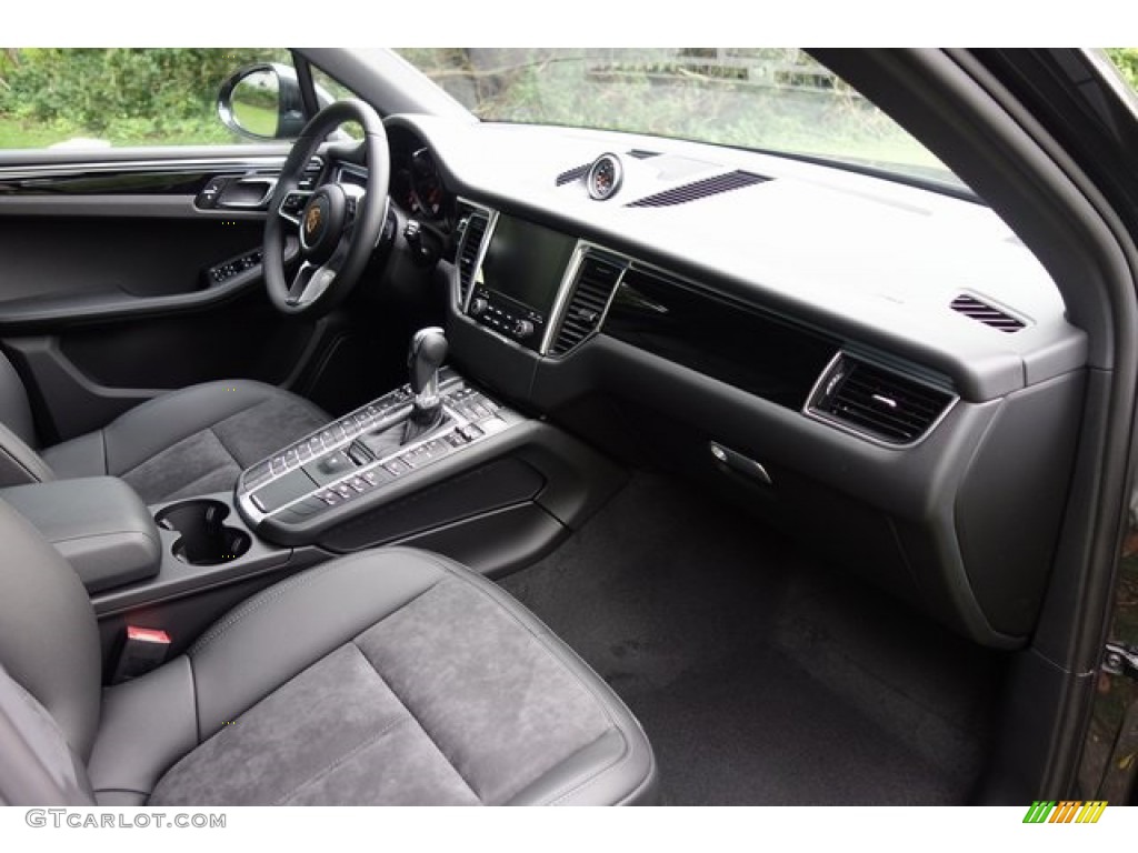 2018 Macan  - Volcano Grey Metallic / Black photo #18