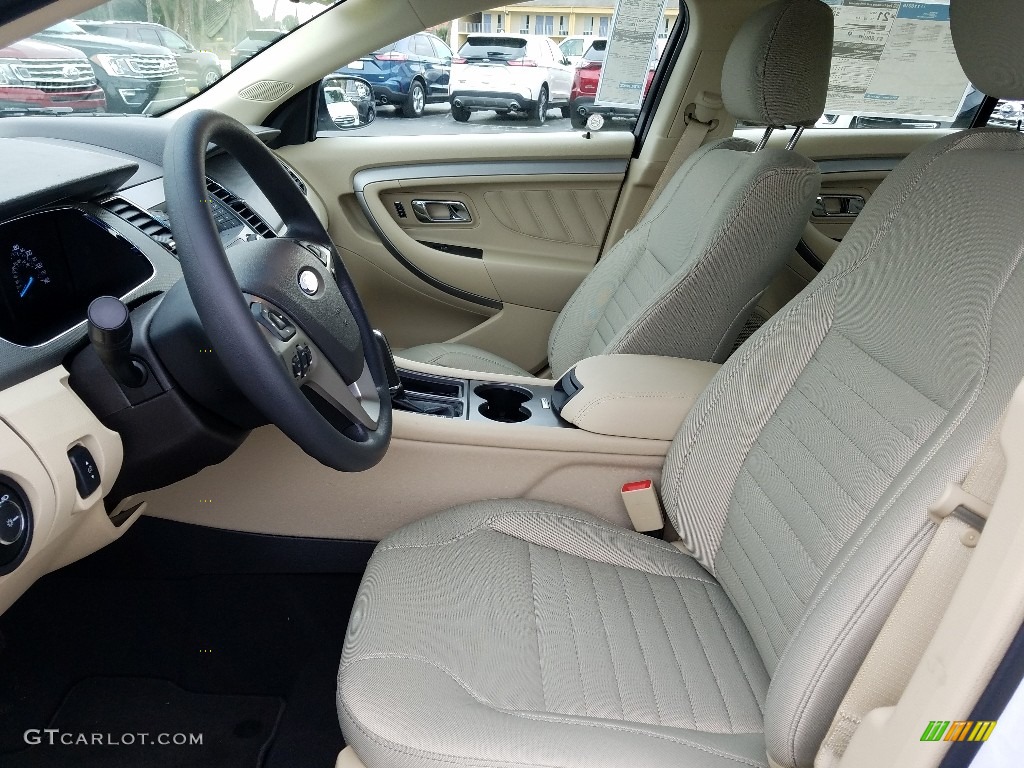 2019 Taurus SE - Oxford White / Dune photo #9