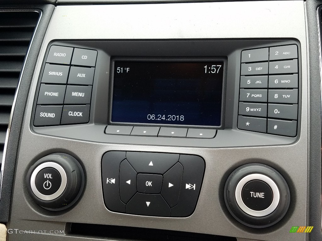 2019 Taurus SE - Oxford White / Dune photo #15