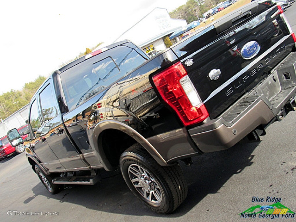 2018 F250 Super Duty King Ranch Crew Cab 4x4 - Shadow Black / King Ranch Kingsville Java photo #35