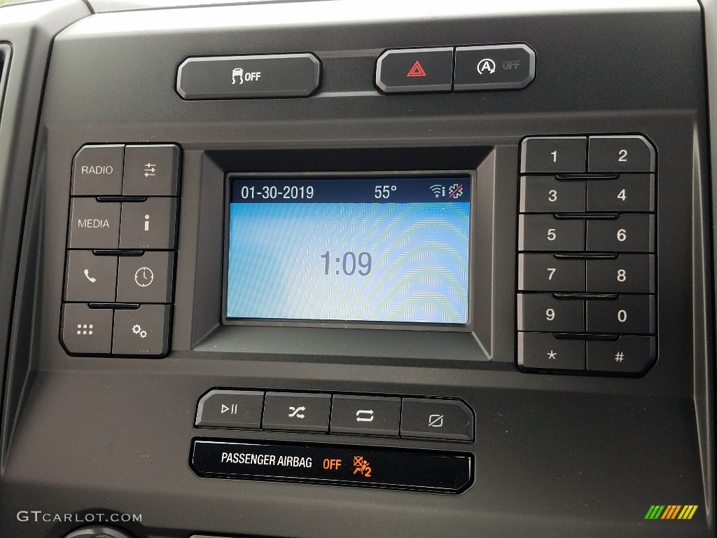 2019 Ford F150 XL Regular Cab Controls Photo #131689339