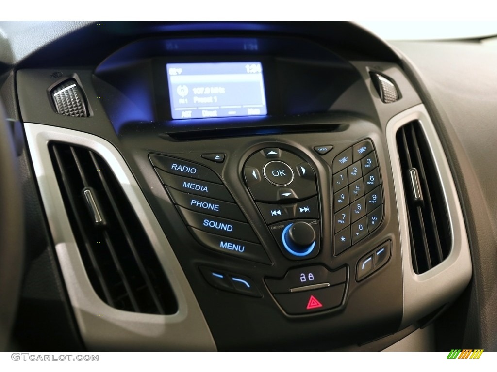 2014 Focus SE Sedan - Blue Candy / Charcoal Black photo #9