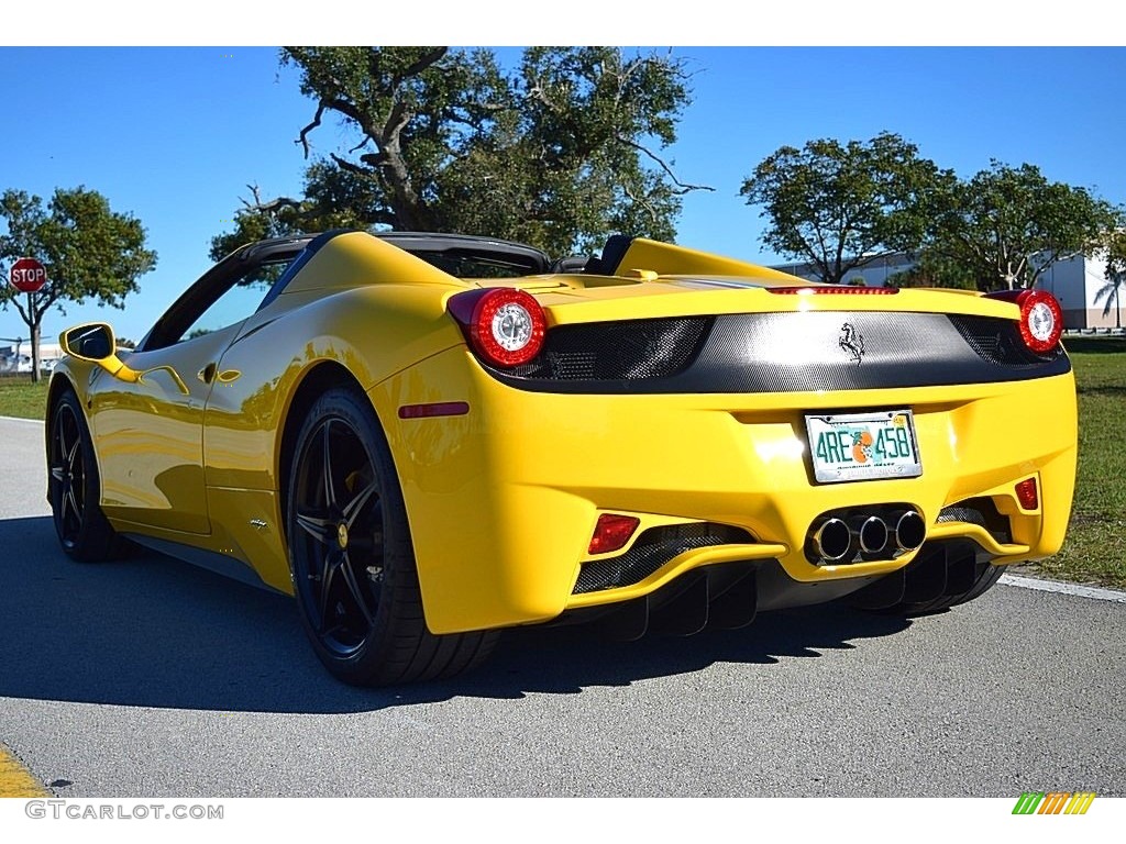 2013 458 Spider - Giallo Modena (Yellow) / Nero photo #10
