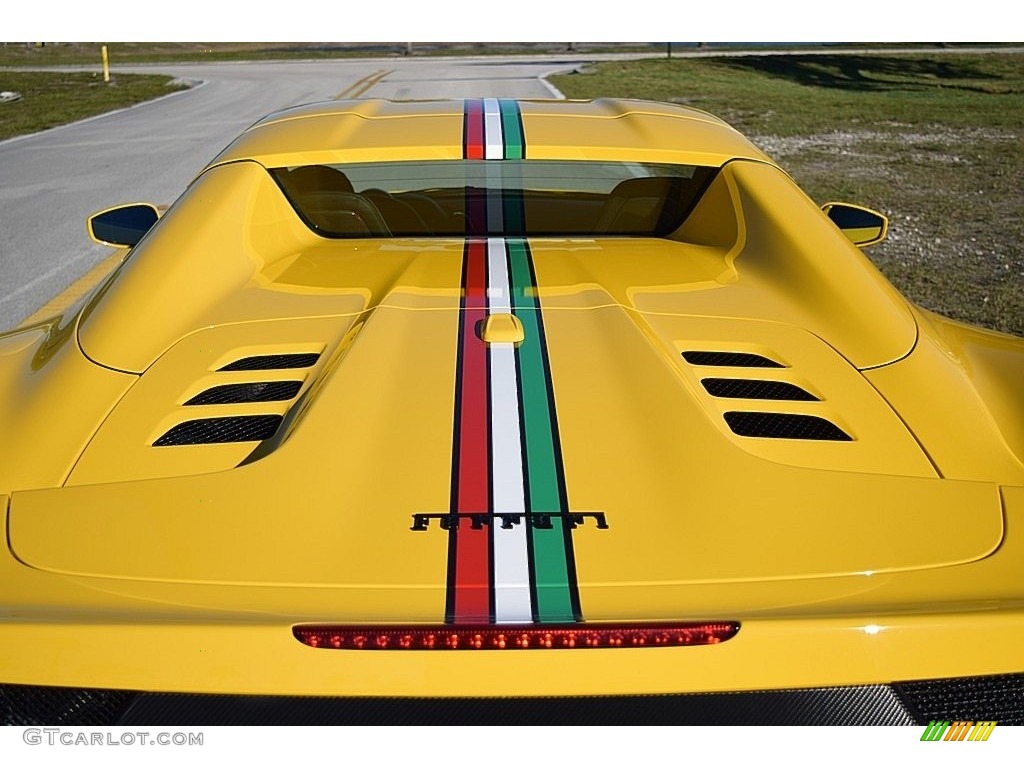 2013 Ferrari 458 Spider Marks and Logos Photo #131694127
