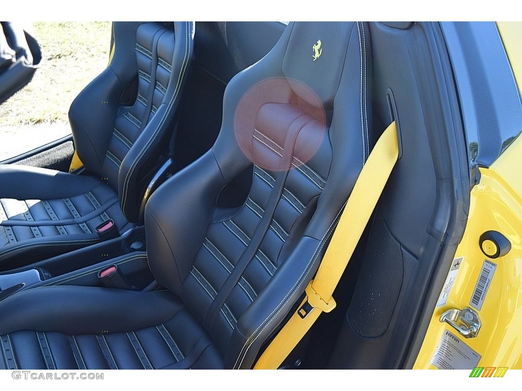 2013 458 Spider - Giallo Modena (Yellow) / Nero photo #41