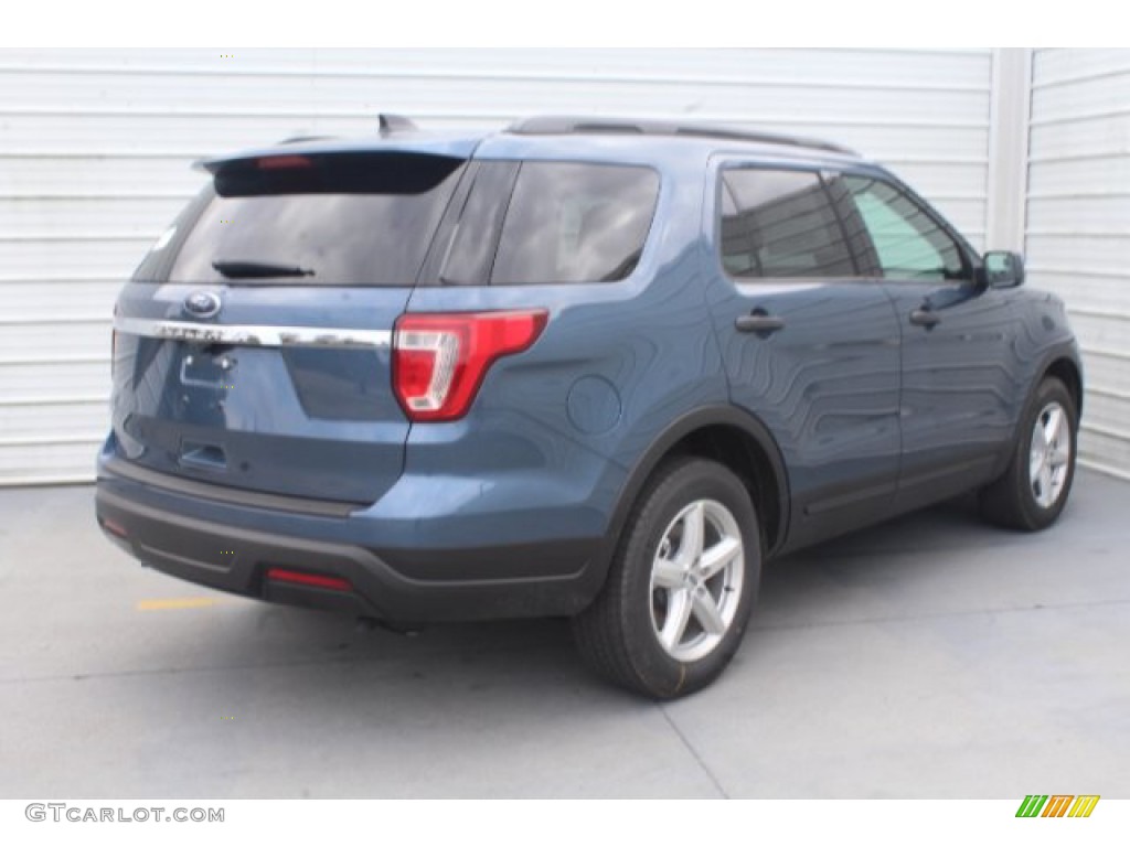 2019 Explorer FWD - Blue Metallic / Medium Stone photo #8