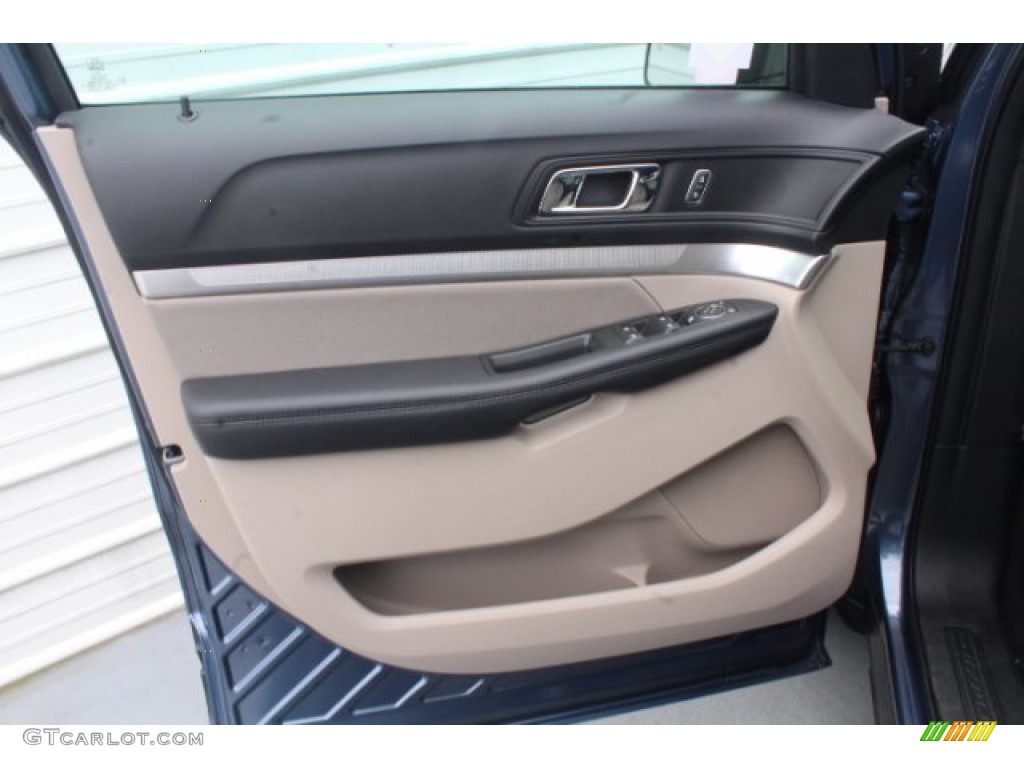 2019 Ford Explorer FWD Door Panel Photos