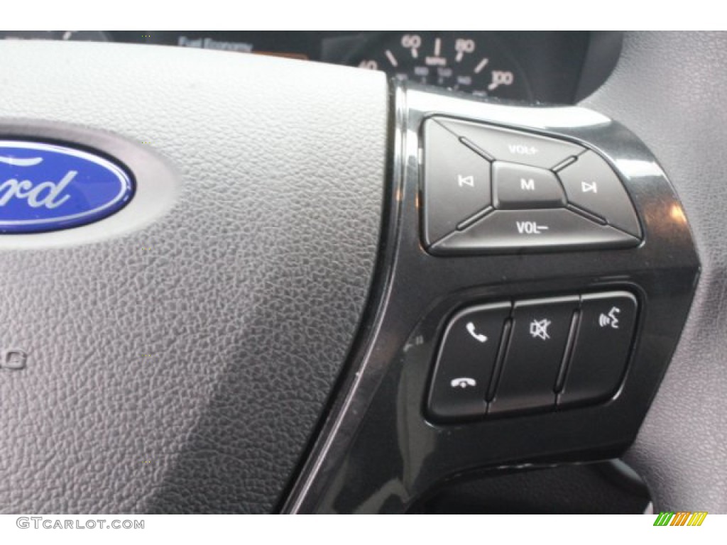 2019 Ford Explorer FWD Steering Wheel Photos