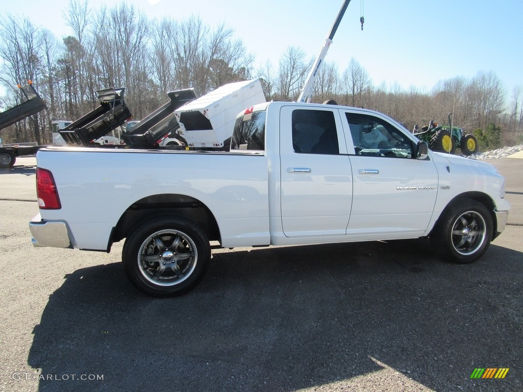 2011 Ram 1500 SLT Quad Cab 4x4 - Bright White / Dark Slate Gray/Medium Graystone photo #6
