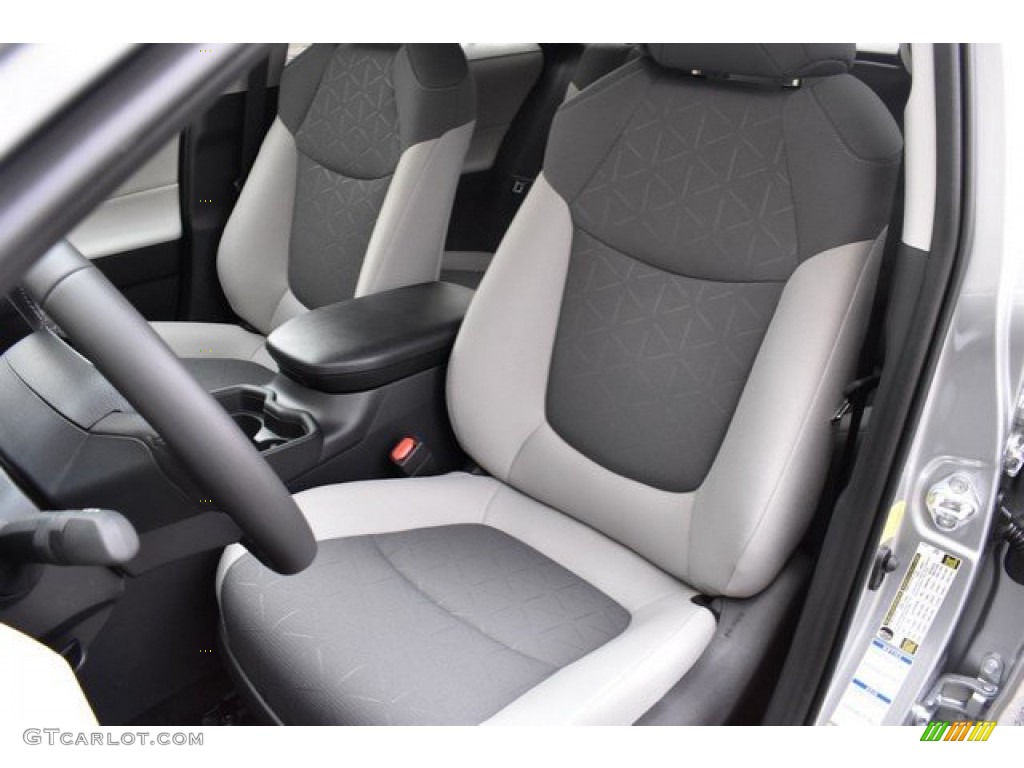 Light Gray Interior 2019 Toyota RAV4 XLE AWD Photo #131700595