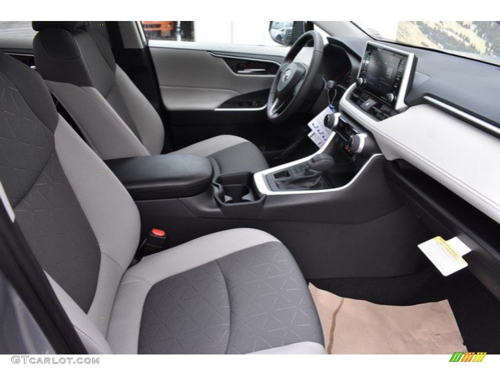 2019 RAV4 XLE AWD - Silver Sky Metallic / Light Gray photo #12