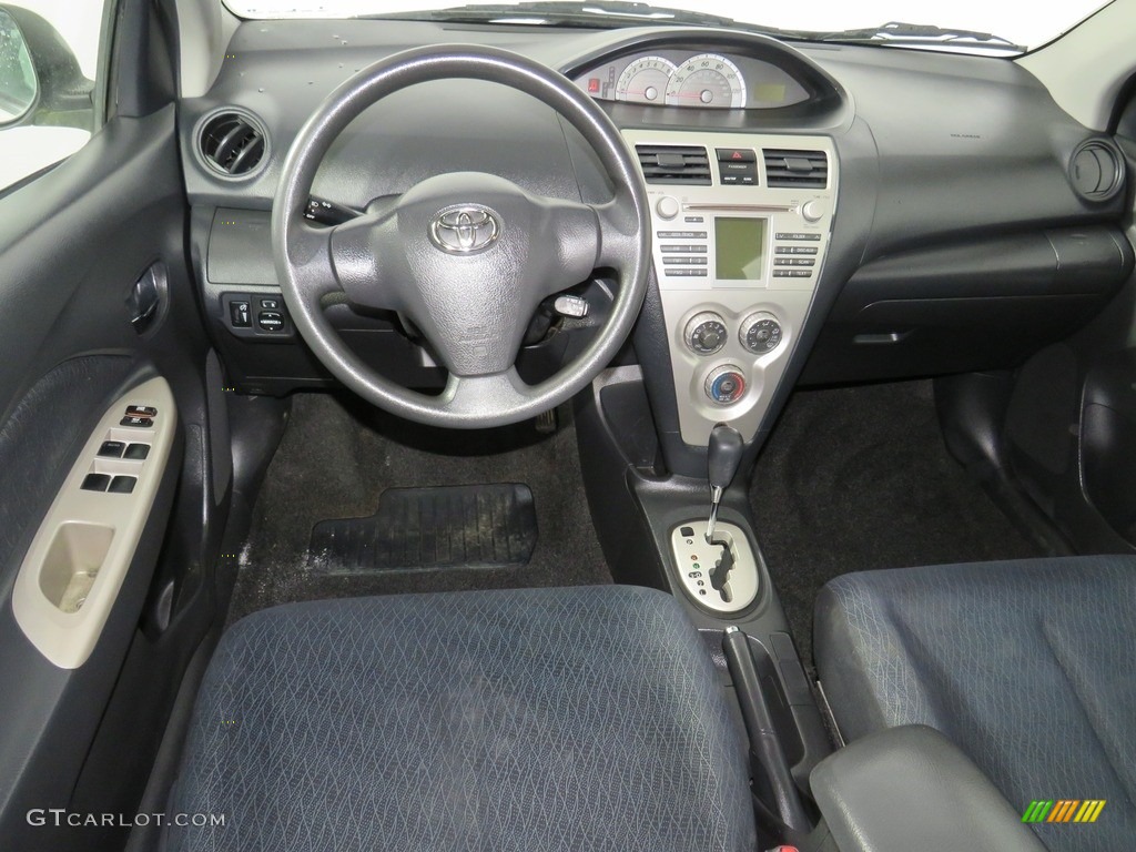 2007 Yaris Sedan - Polar White / Dark Charcoal photo #26