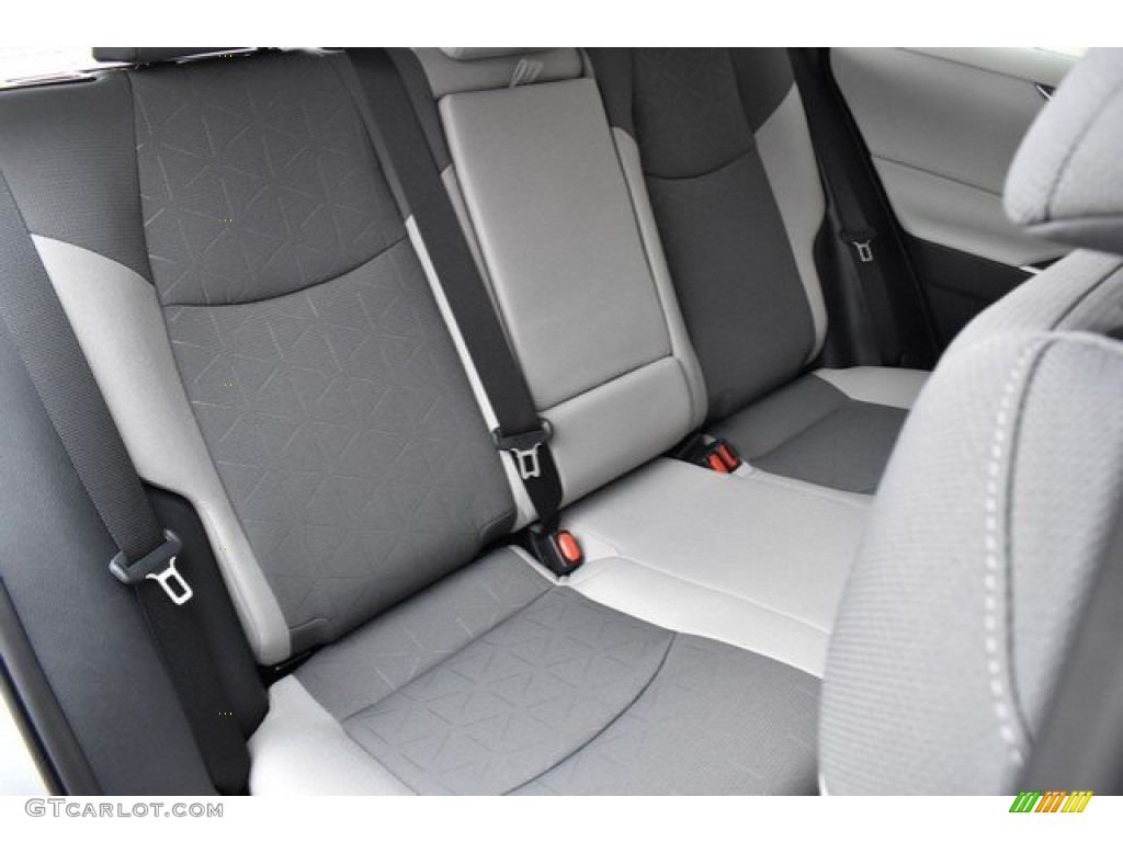 2019 RAV4 XLE AWD - Silver Sky Metallic / Light Gray photo #19