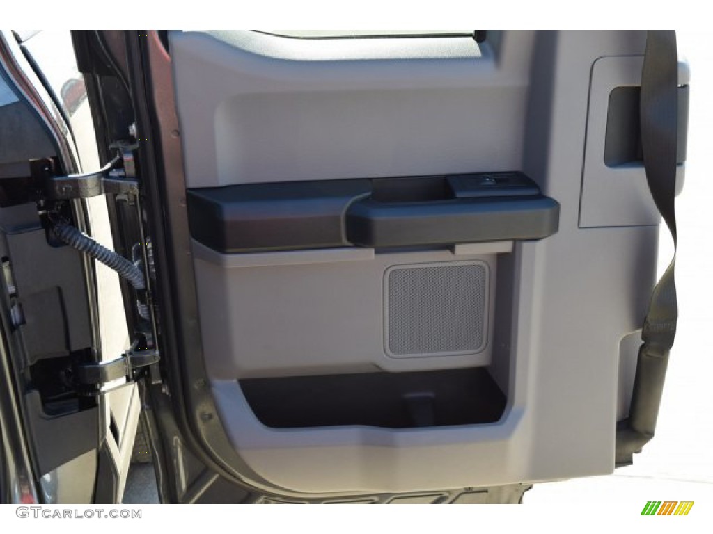2017 F150 XL SuperCab - Lithium Gray / Black photo #22