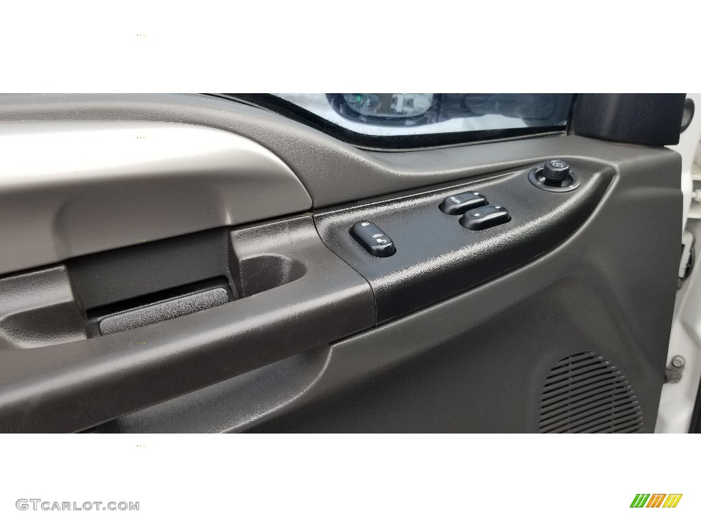 2007 F250 Super Duty Lariat SuperCab 4x4 - Oxford White Clearcoat / Black Leather photo #11
