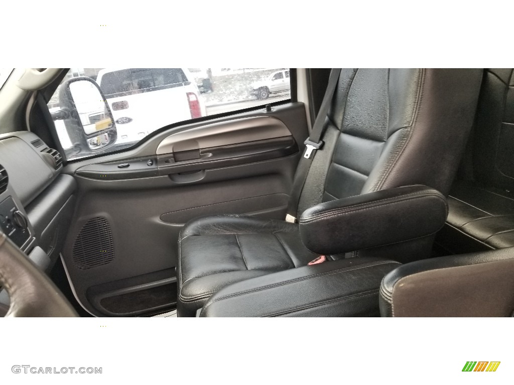 2007 F250 Super Duty Lariat SuperCab 4x4 - Oxford White Clearcoat / Black Leather photo #13