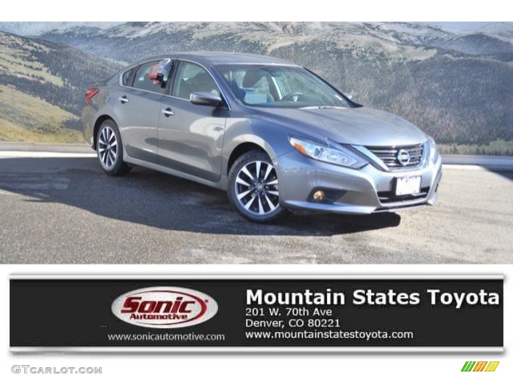 2017 Altima 2.5 SV - Gun Metallic / Charcoal photo #1