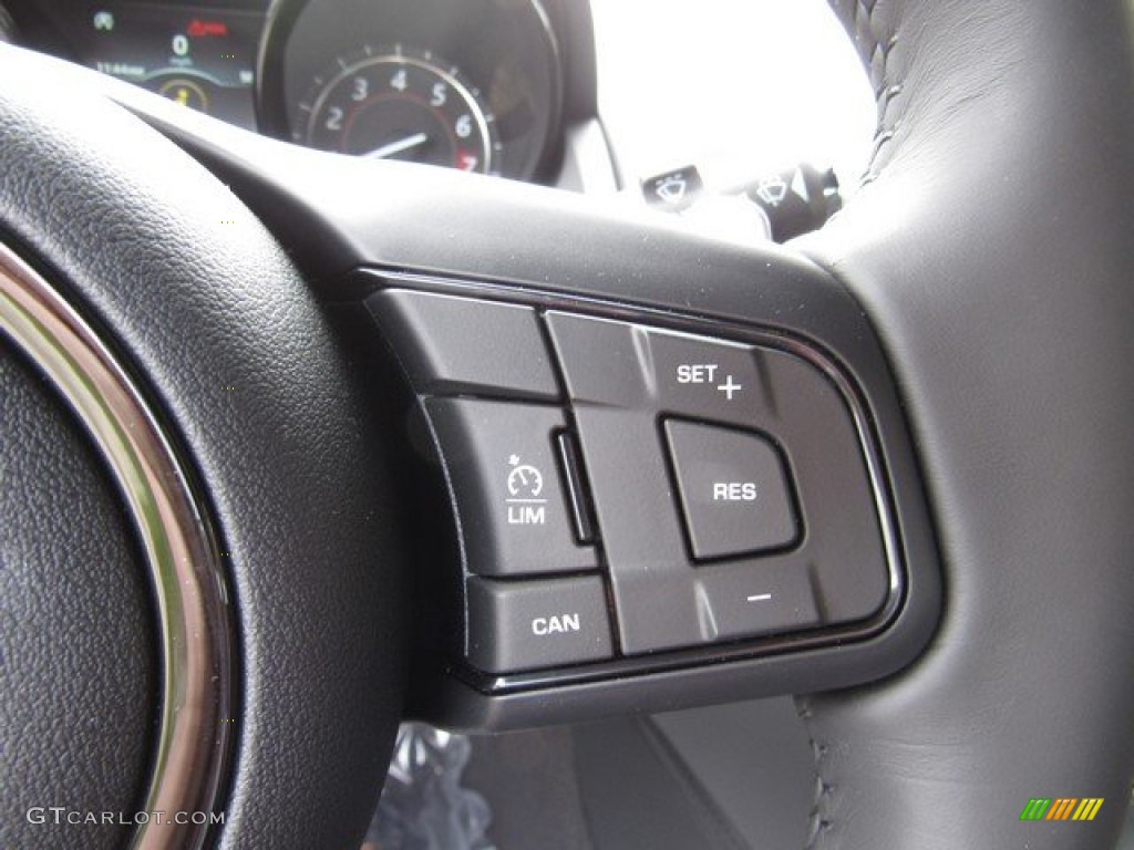 2019 Jaguar F-Type Coupe Steering Wheel Photos
