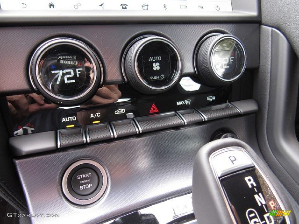 2019 F-Type Coupe - Santorini Black Metallic / Ebony photo #29