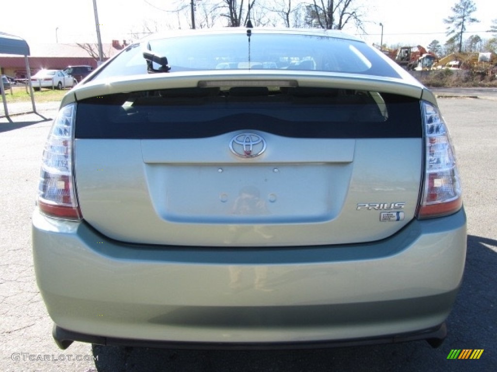 2006 Prius Hybrid - Silver Pine Mica / Beige photo #9