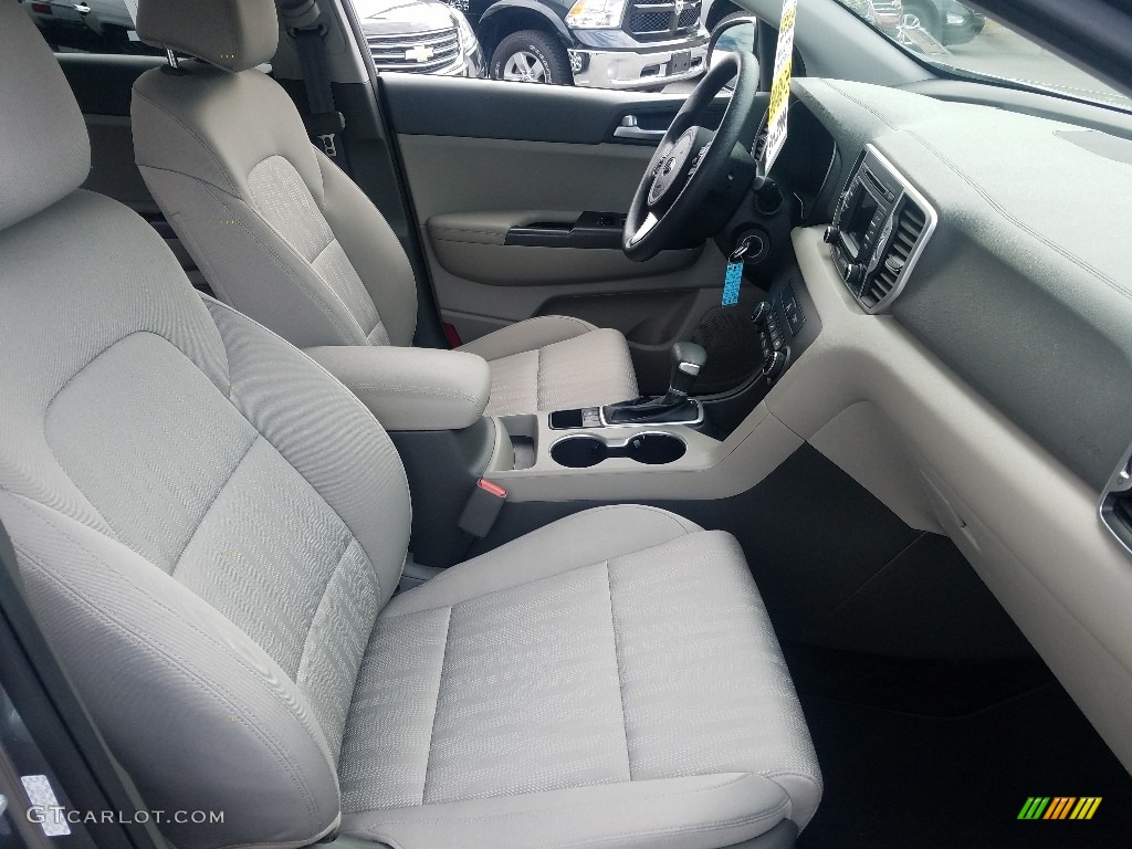 2017 Sportage LX - Mineral Silver / Black photo #12