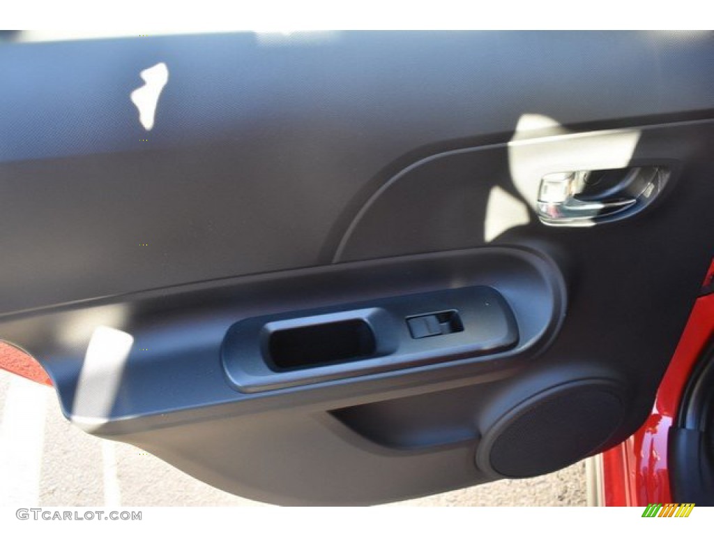 2019 Prius c LE - Absolutely Red / Gray/Black Two Tone photo #20