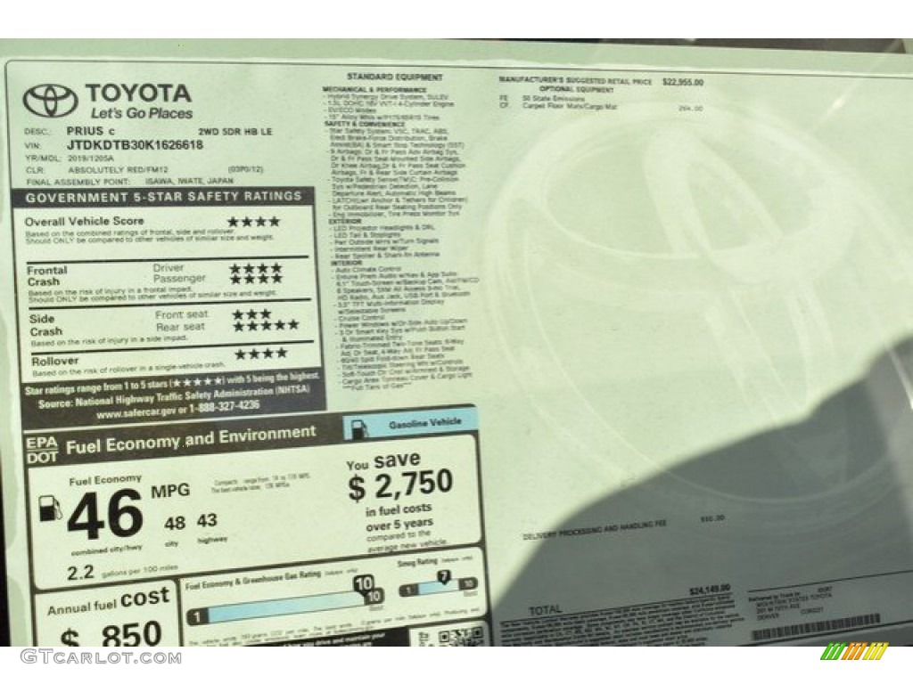 2019 Prius c LE - Absolutely Red / Gray/Black Two Tone photo #36