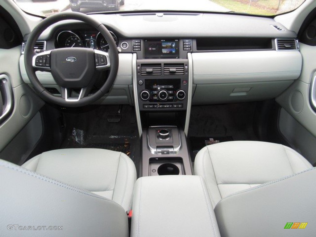 2019 Land Rover Discovery Sport SE Glacier/Lunar Dashboard Photo #131728712