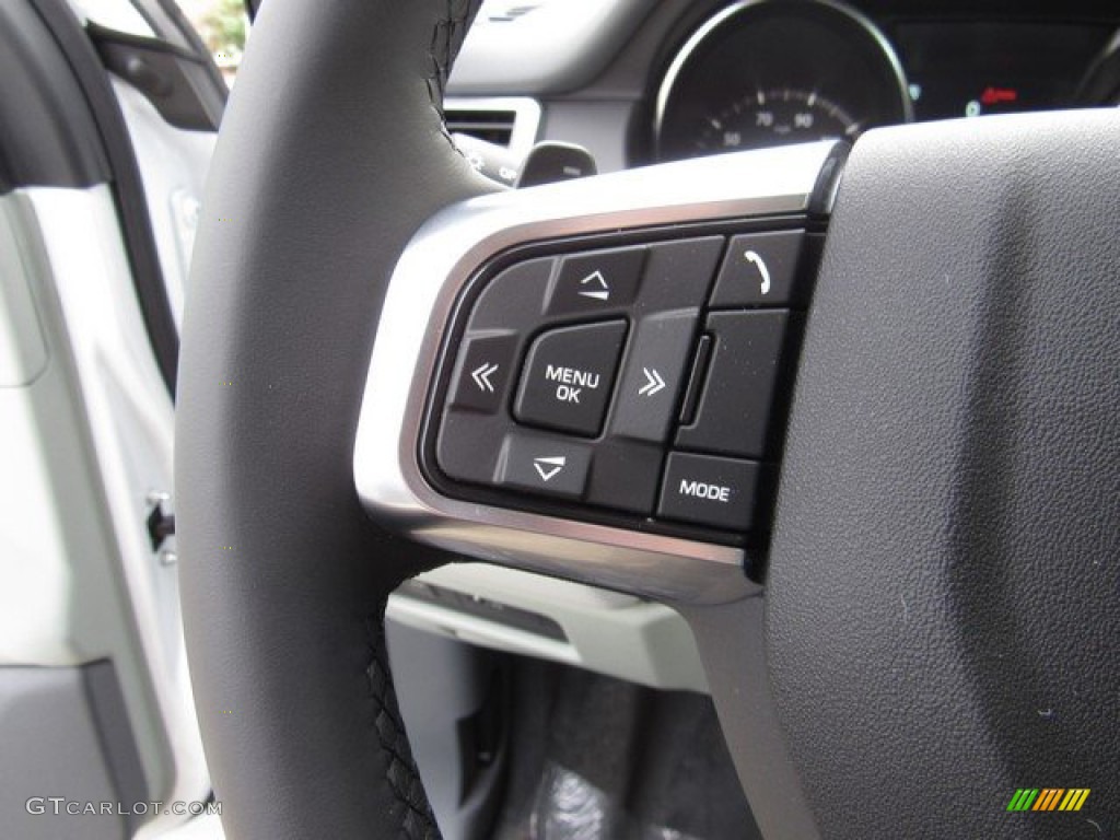 2019 Land Rover Discovery Sport SE Glacier/Lunar Steering Wheel Photo #131729096