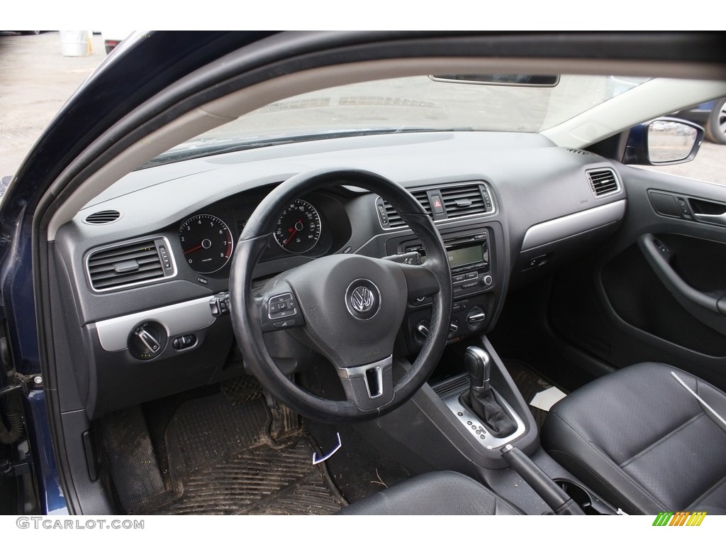 2014 Jetta SE Sedan - Tempest Blue Metallic / Titan Black photo #4