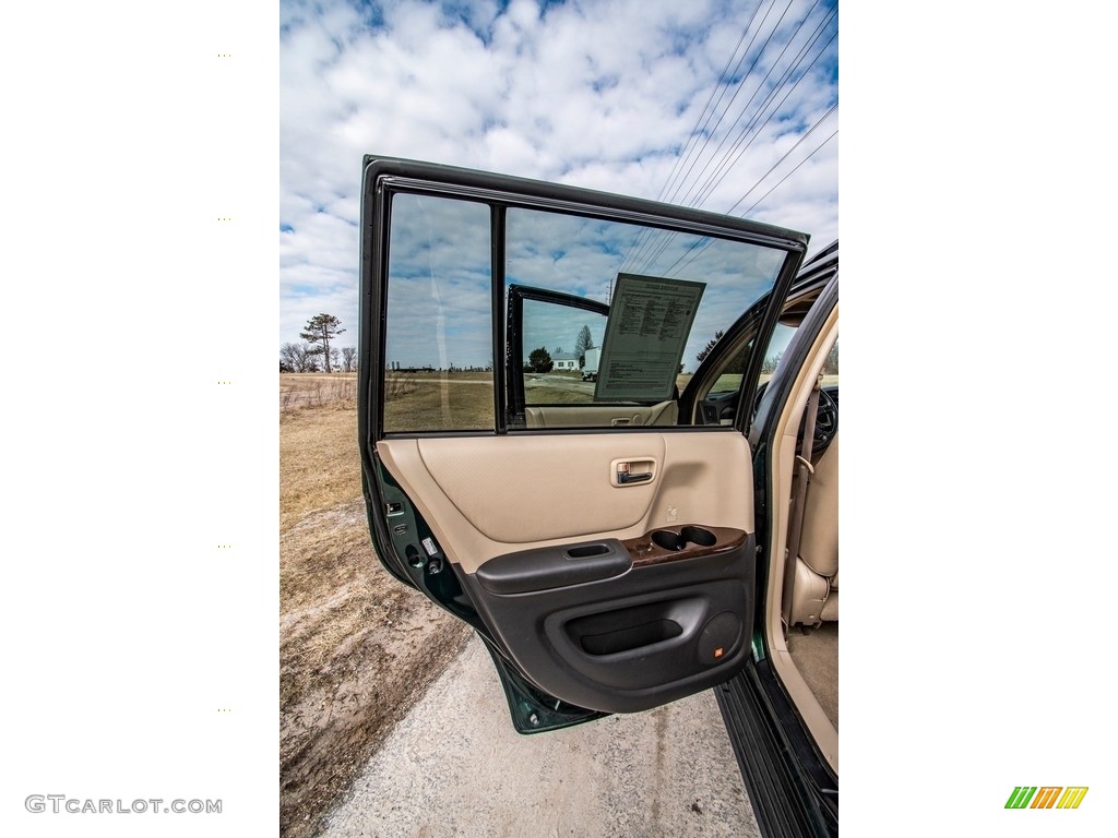 2002 Highlander V6 4WD - Electric Green Mica / Ivory photo #23