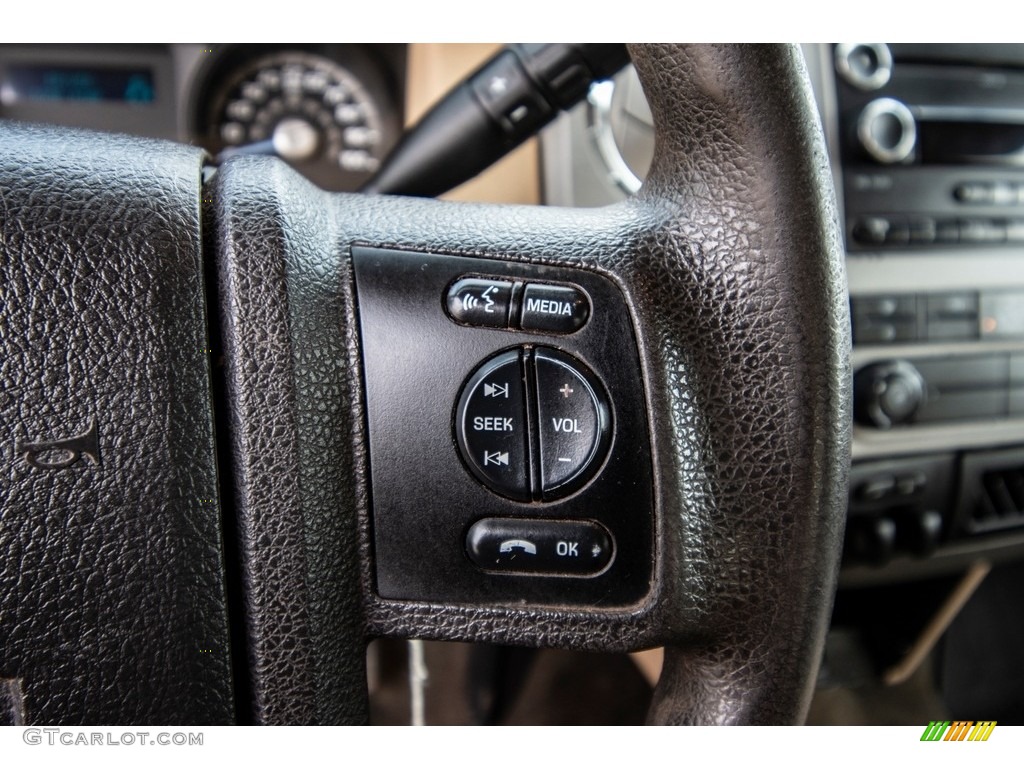 2014 F250 Super Duty XLT Crew Cab 4x4 - Green Gem Metallic / Adobe photo #36