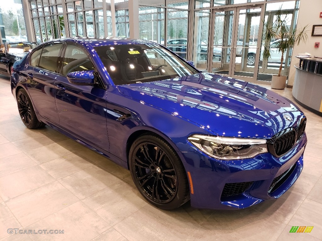 2019 M5 Sedan - Marina Bay Blue metallic / Black photo #1