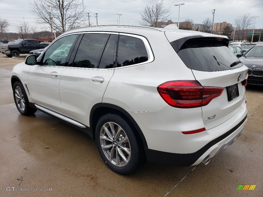 2019 X3 xDrive30i - Mineral White Metallic / Canberra Beige/Black photo #2