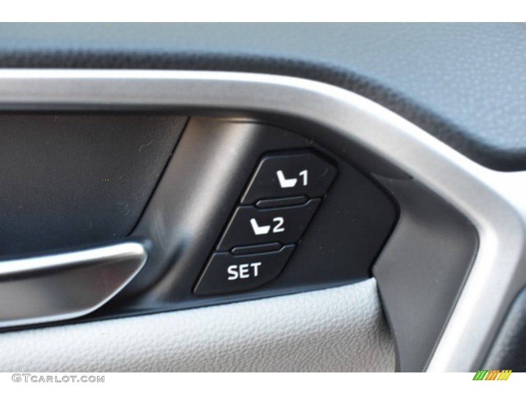 2019 RAV4 Limited AWD - Ruby Flare Pearl / Light Gray photo #25