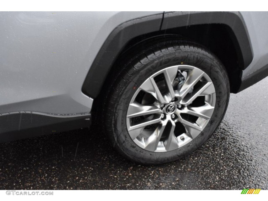 2019 RAV4 XLE AWD - Silver Sky Metallic / Light Gray photo #35