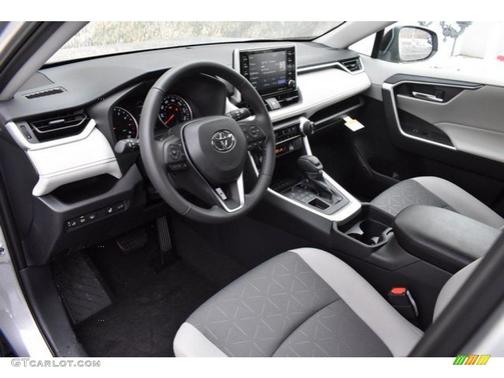 2019 Silver Sky Metallic Toyota RAV4 XLE AWD 131732086 Photo 5