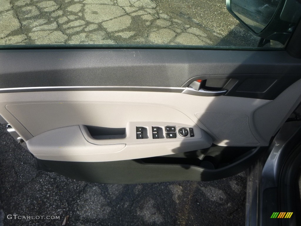 2019 Elantra SE - Machine Gray / Gray photo #10