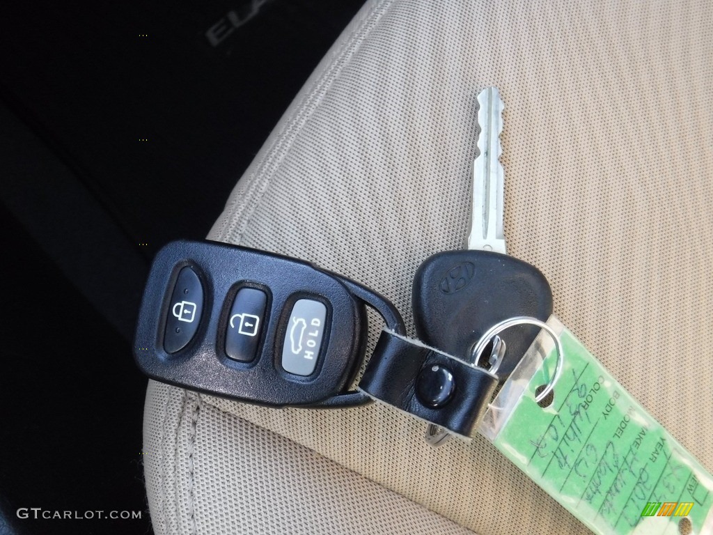 2013 Elantra GLS - Shimmering White / Beige photo #23