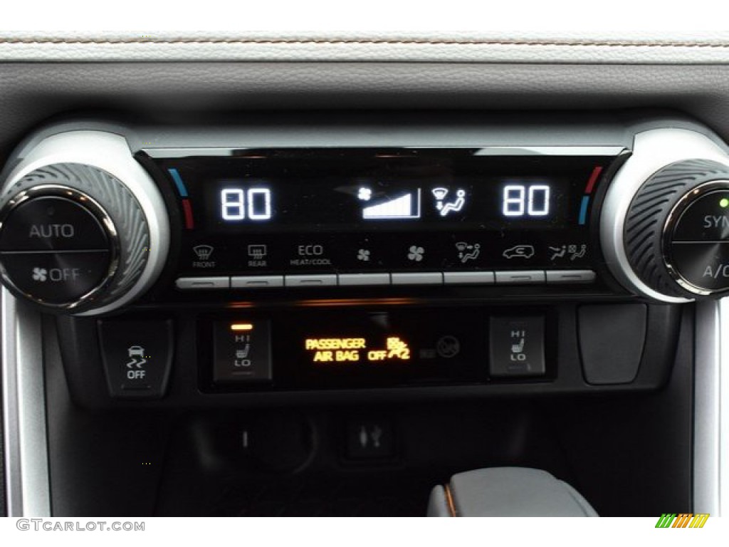 2019 RAV4 XLE AWD - Silver Sky Metallic / Light Gray photo #30