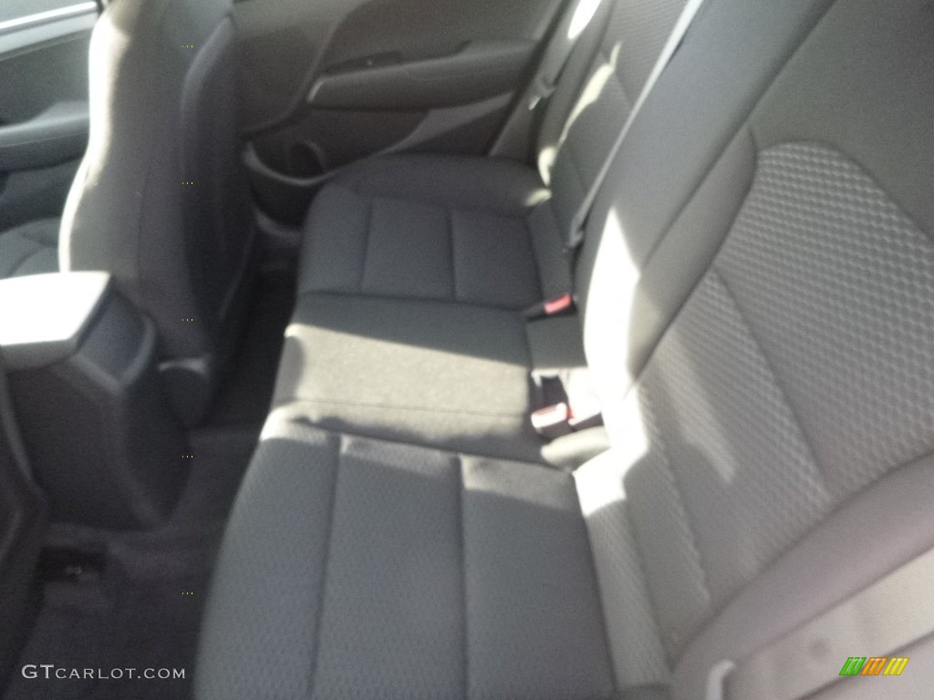 2019 Elantra SE - Quartz White Pearl / Black photo #9