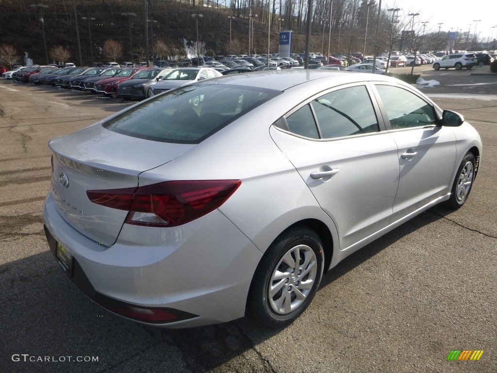 2019 Elantra SE - Symphony Silver / Black photo #2