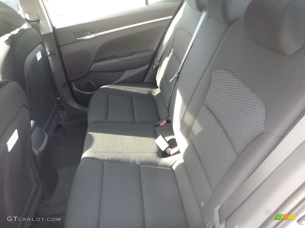 2019 Elantra SE - Symphony Silver / Black photo #9
